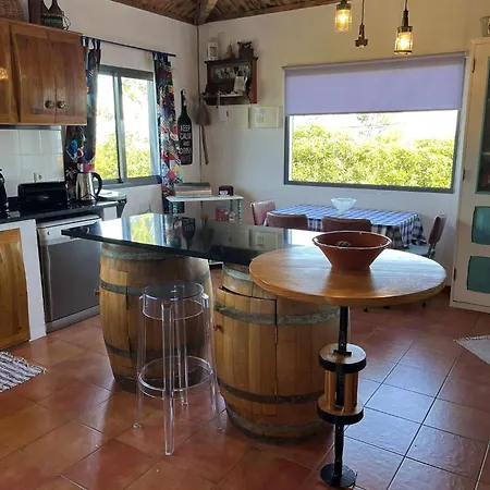 Welcome To Casa Fitz With Ocean Views And Air Conditioning