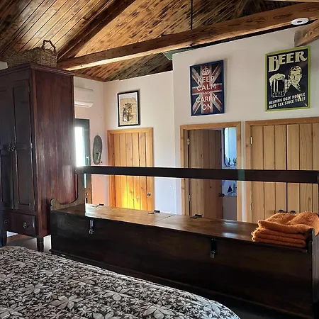 Welcome To Casa Fitz With Ocean Views And Air Conditioning