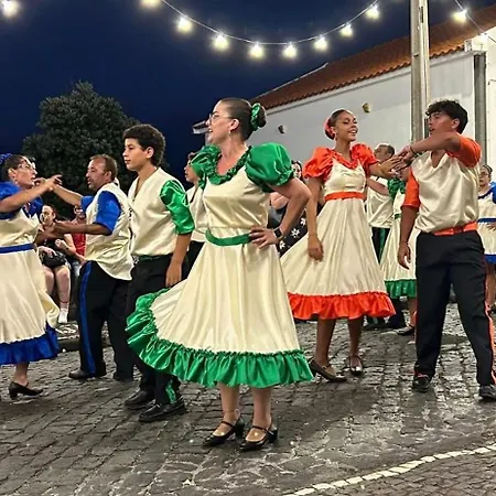 Welcome To Casa Fitz With Ocean Views And Air Conditioning Casa de Férias