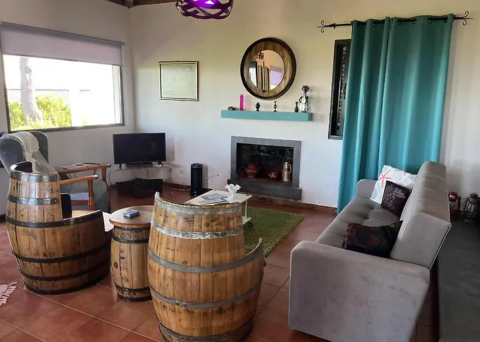 Nyaraló Welcome To Casa Fitz With Ocean Views And Air Conditioning