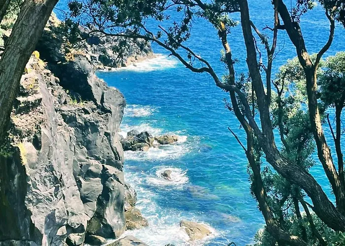 Nyaraló Welcome To Casa Fitz With Ocean Views And Air Conditioning