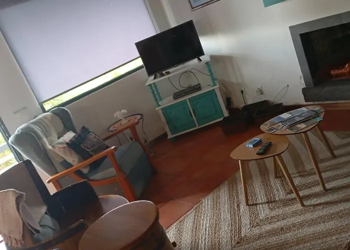 Welcome To Casa Fitz With Ocean Views And Air Conditioning *